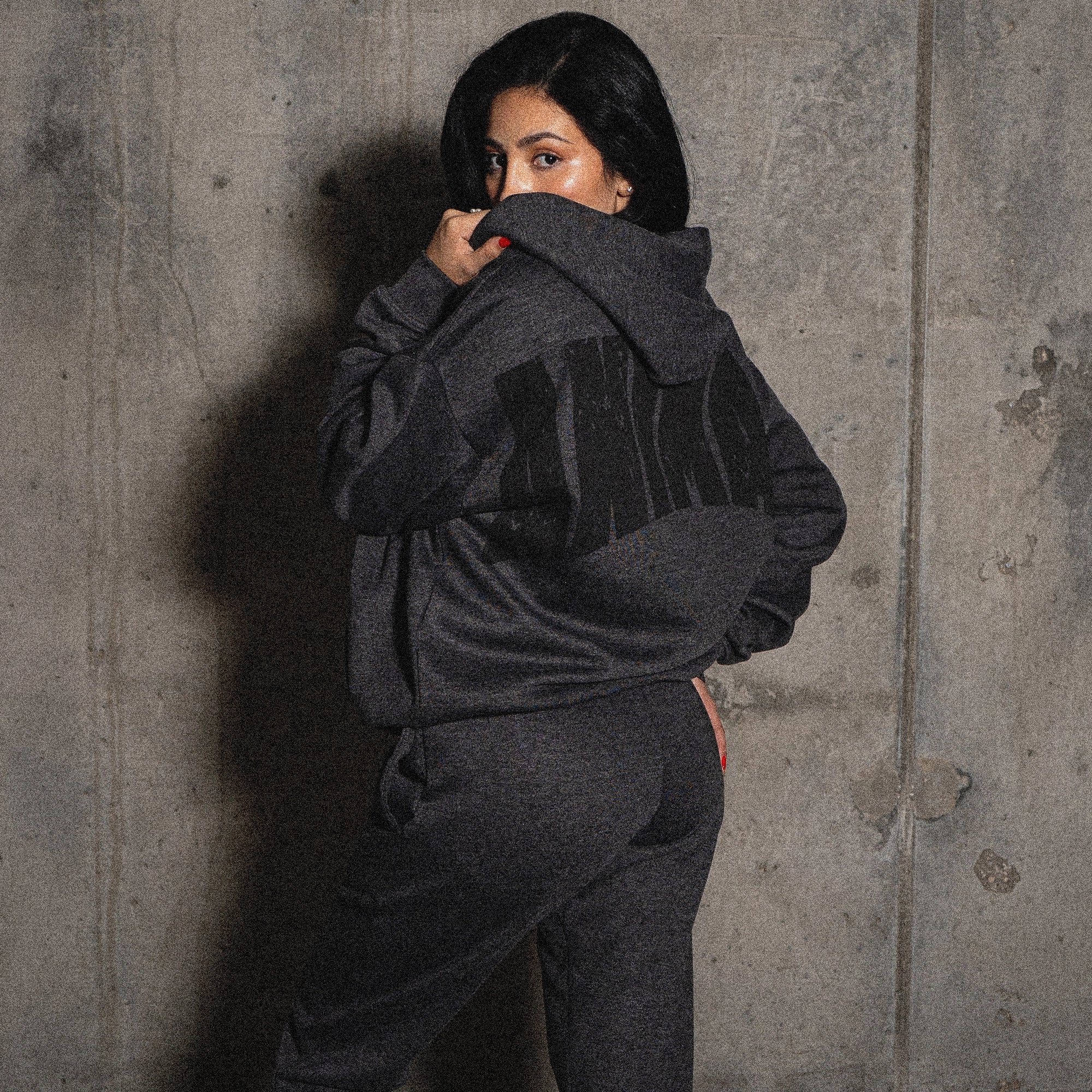 Gray Blackout Set Back